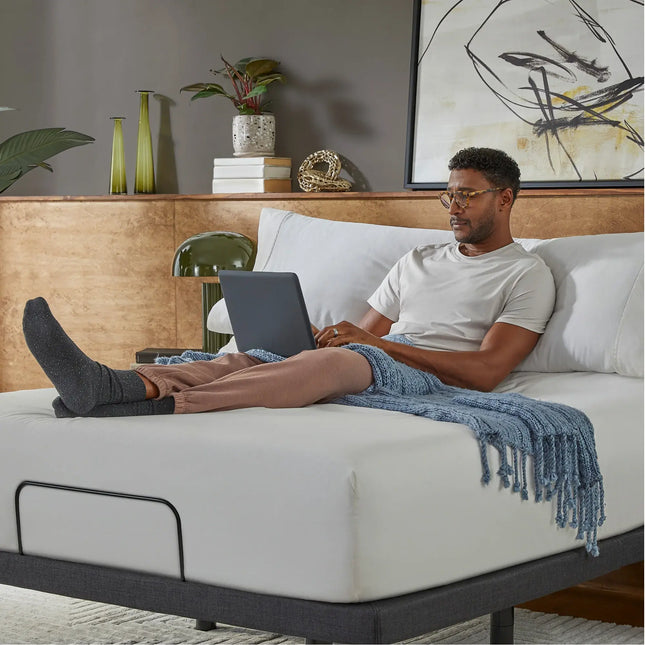 Serta® baselogic™ Adjustable Base